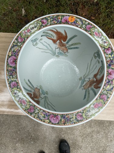 Antique 1900sCHINESE Old Famelia Rose & Gold Porcelain Fish, Planter,Jardiniere - Picture 2 of 4