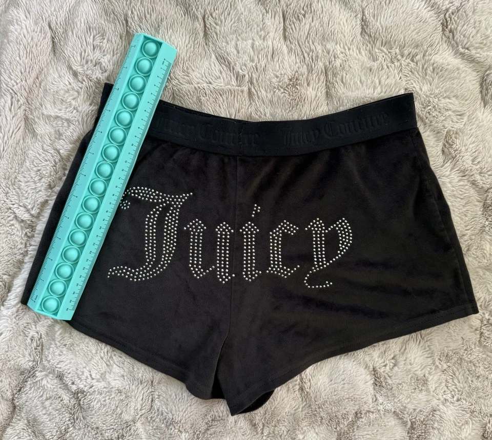Vintage Juicy Couture Velour Shorts Y2K 2000’s Size M Style 1751-47 RN 90410 - Image 4 of 4