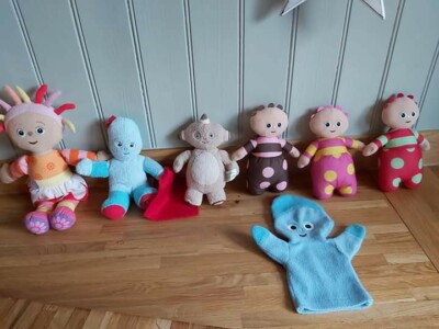 In The Night Garden Plush Upsy Daisy Iggle Piggle Makka Pakka