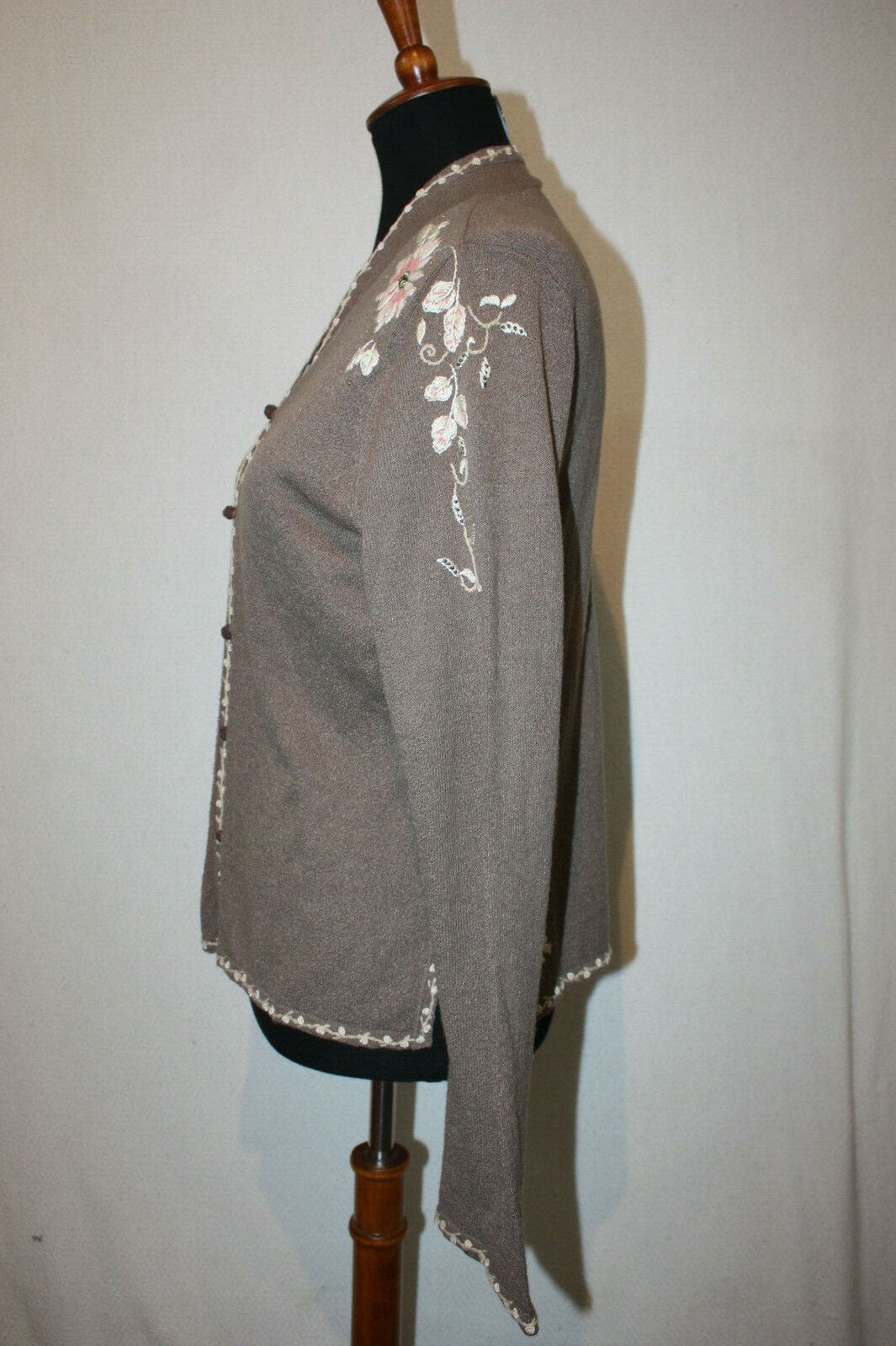 Picture 4 of 6