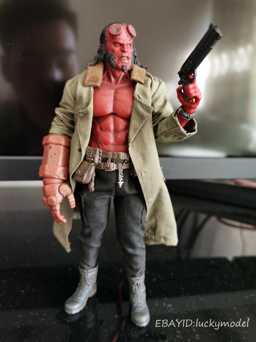 Mezco Toyz 77540 Hellboy 2019 1/12 6in Original Version Action