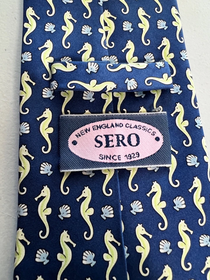 Corbata SERO Classics Nueva Inglaterra Azul 100% Hecha a Mano Seda Océano Náutico Mar Novedad Foto 4 de 4