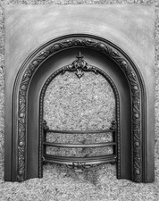 RESTORED ANTIQUE VICTORIAN CAST IRON FIRE SURROUND FIREPLACE INSERT FRAME ARCH