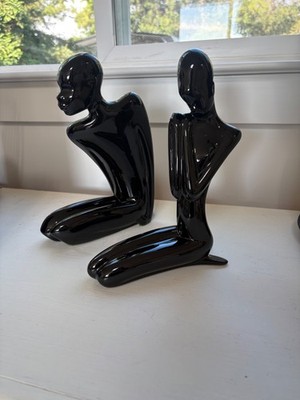 Modern Abstract Kneeling Figure Sculptures   Black Glossy Minimalist Art Set 2