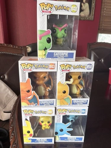 Funko Pop! Vinyl Pokémon Lot Caterpie Charizard Dragonite Pikachu Horsea