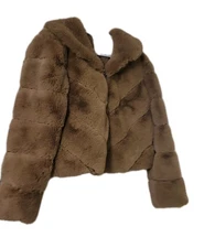 NWT SOFIA Vergara Women's Faux FUR SO SIFT AND COZY Brown