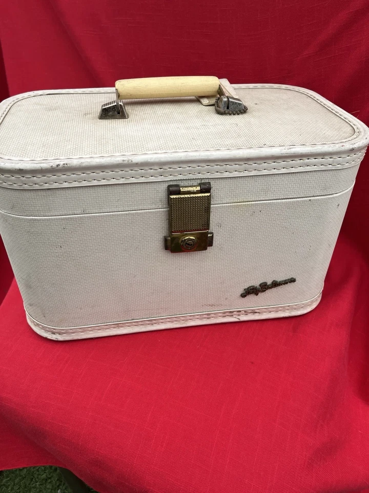 火车箱女士巴尔的摩白色化妆品梳妆盒镜面带托盘 — 第 4/4 张图片