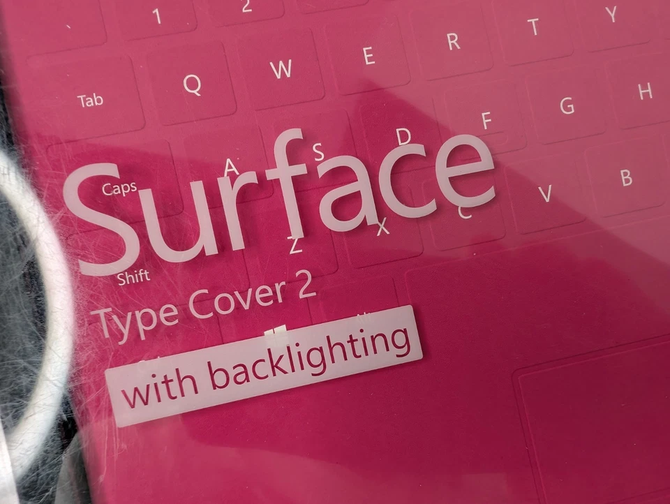 Microsoft Surface / 2 / Pro 1 / Pro 2 Type Cover 2 w/Backlighting | PINK - Image 3 of 4