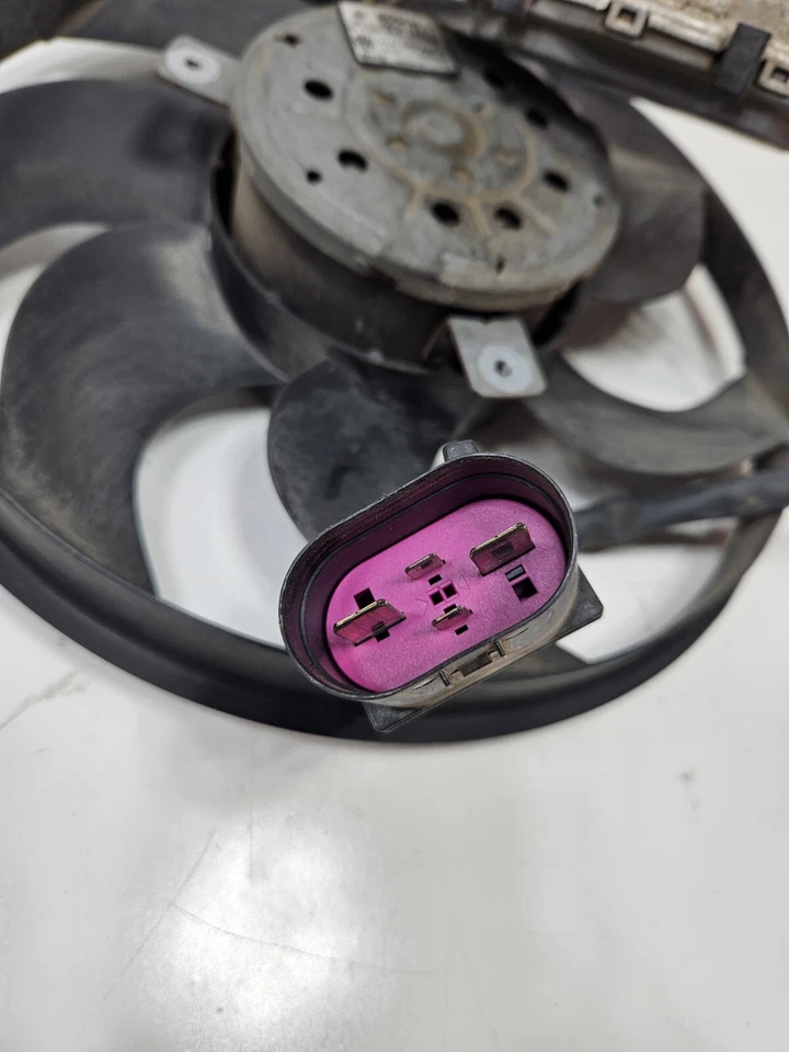 Ventilador de refrigeración radiador eléctrico izquierdo AUDI Q7 2007-2008 7L0959455C Foto 4 de 4