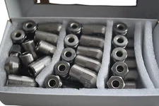 Box of 25 NEW Swagelok SS-400-9-4W Stainless Steel Swagelok Tube Fitting 1/4 in.
