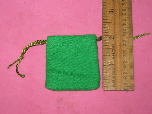 GRÜNE FLANELLTASCHE - 2"" X 2""-- MOJO/GRAU-GRAU GELD VIEL GLÜCK - Bild 3 von 3