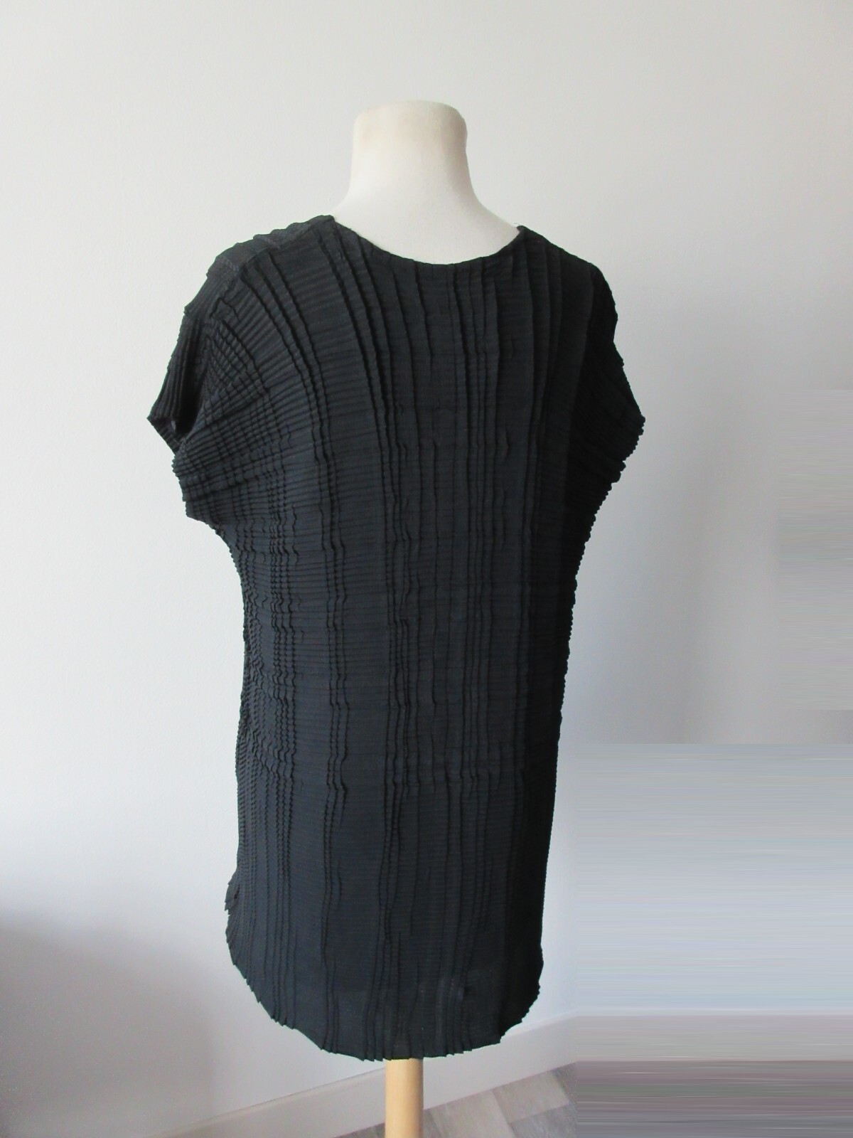 BABETTE SF black polyester microfiber pleated sna… - image 6