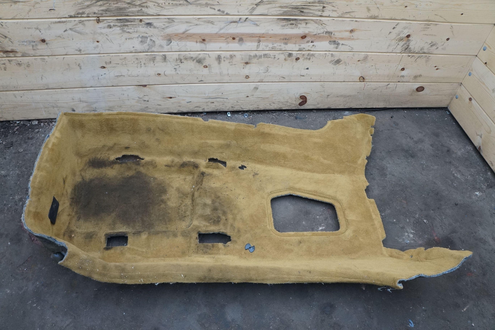 Front Right Passenger Floor Carpet Mat Beige 812679 Ferrari California 11 *Note*