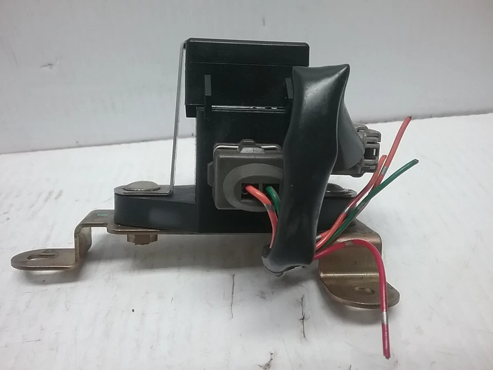 Sensor de desaceleración Infiniti QX4 1997-2002 47930 1W300 Foto 3 de 4