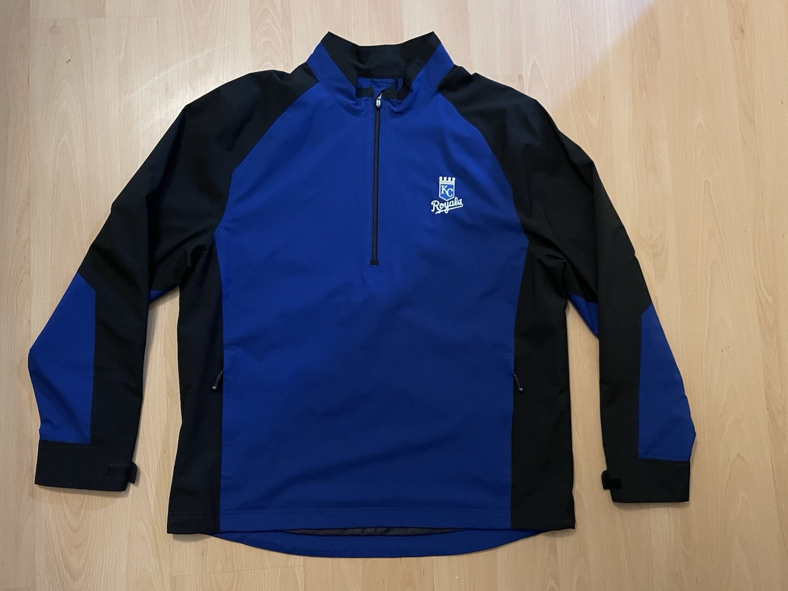 Kansas City Royals XL Blue/Black 1/2 Zip Cutter & Buck Lightweight Jacket MLB