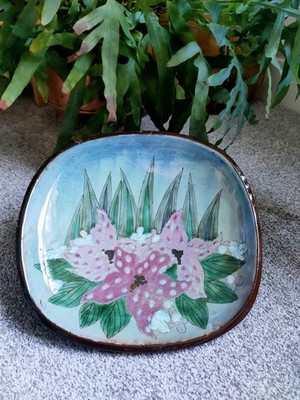 Chelsea Studio Pottery Fußschale Wandschale signiert linke untere Ecke Original 