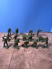 MARX LOT 15 VINTAGE 54mm G.I.'s ARMY PLAYSET FIGURES Dark GREEN BATTLEGROUND