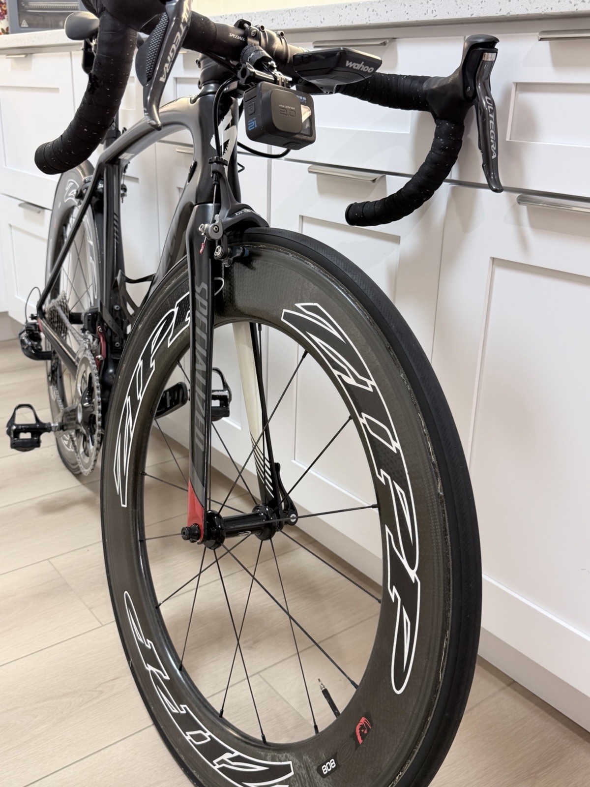 Specialized Venge 2016 Carbon Road Bike 52cm 700C 11-Speed Black/Red Zipp wheels