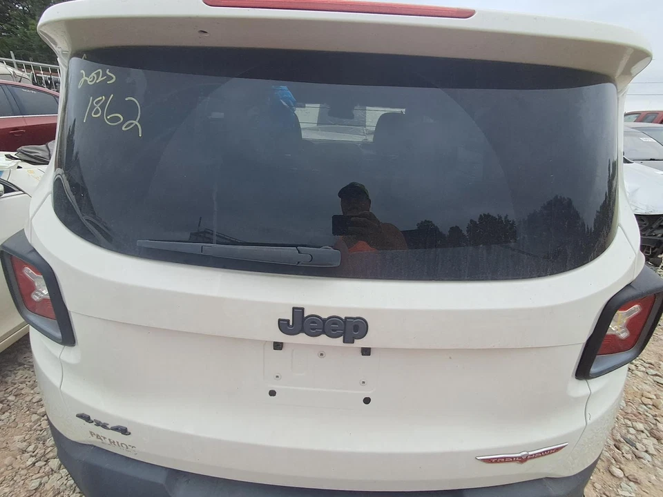 Used Front Left Fender fits: 2017 Jeep Renegade Front Left Grade A Foto 3 de 4