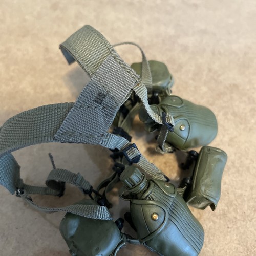 1/6 Sideshow Platoon Sgt. Barnes Vietnam War M56 Web Belt Harness Canteen 1:6 - Afbeelding 4 van 8