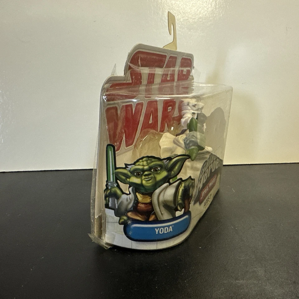 Star Wars 2009 Galactic Heroes Yoda & ARF Trooper Figure Set - image 4 of 4