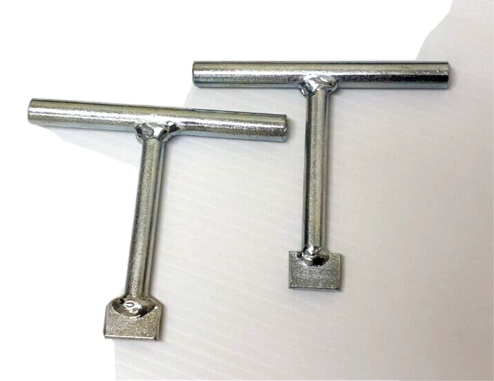 Horobin 4" BT Type Manhole Keys (Pair) 91001