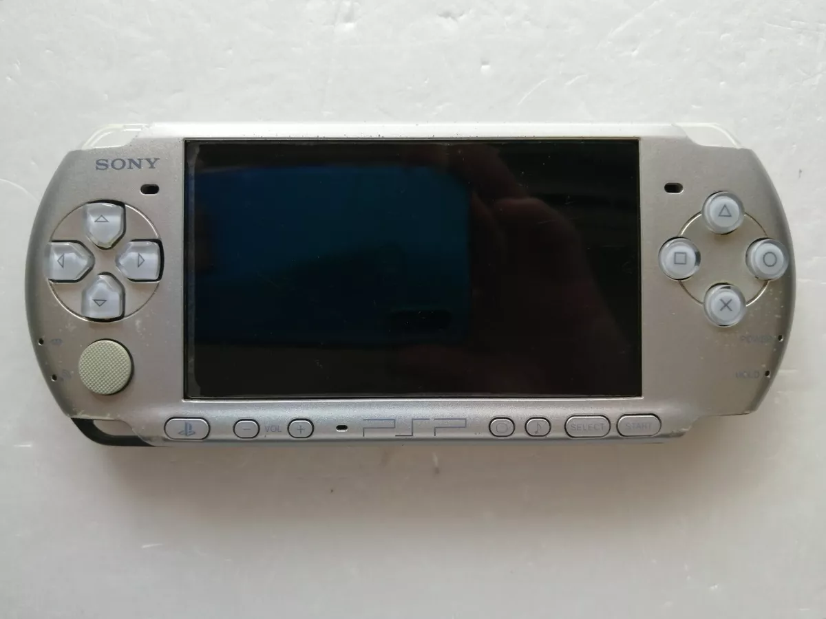 Console System PSP 3000  Silver Used For Sale Retro Game