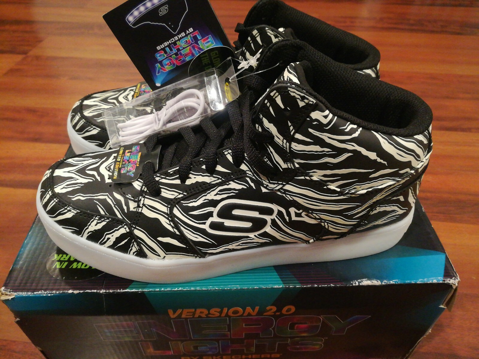 boys high top sneakers