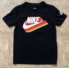 Boys Nike Sportswear ‘Swoosh’ Short Sleeve T-Shirt Black/Red-White Size 5