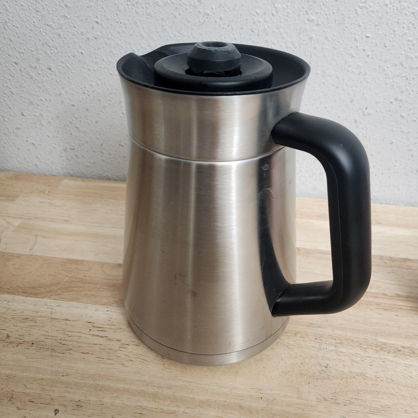 Stainless Steel Carafe - With Lid And Stem