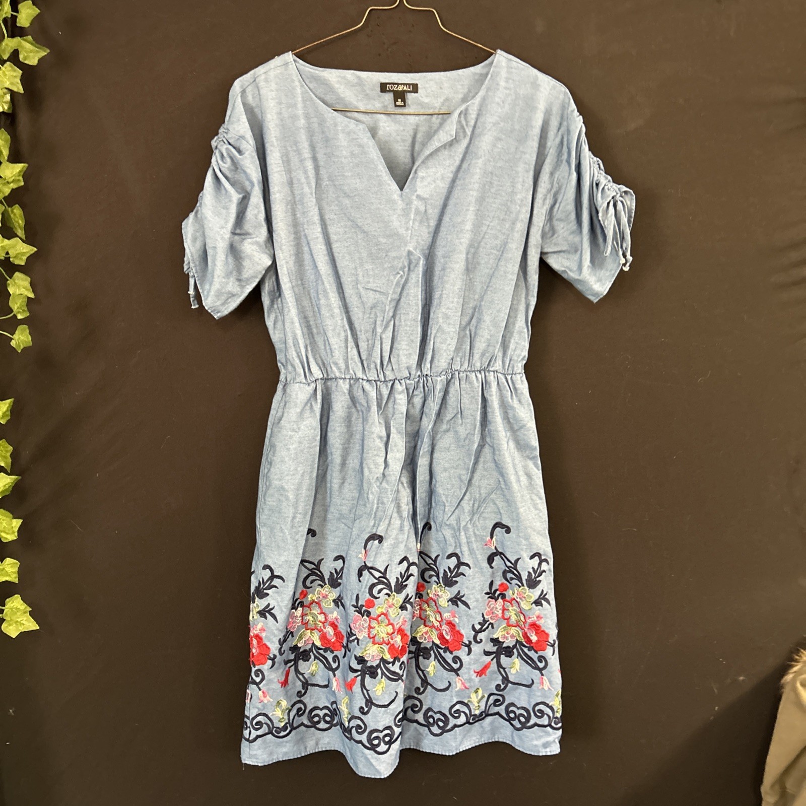 Roz and Ali Women's Blue Embroidered Short Sleeve Dress Size 16 Floral Boho
