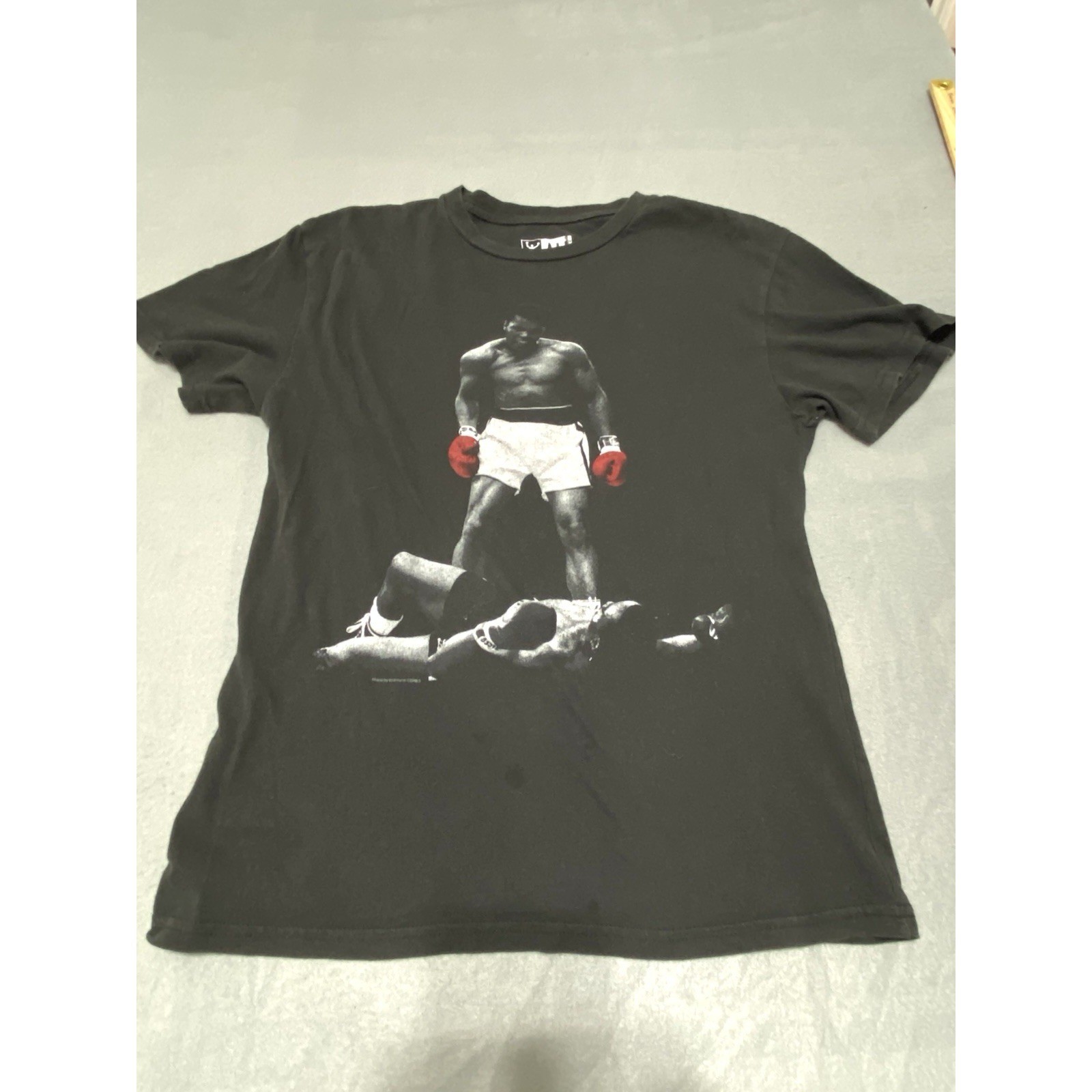 Muhammad Ali Brand Men's T Shirt Black Mens Size Medium Boxing Graphic Tee