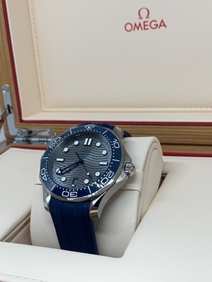 Omega Seamaster Diver 300 M Co-Axial Master Chronometer 42mm 210.32.42.20.06.001