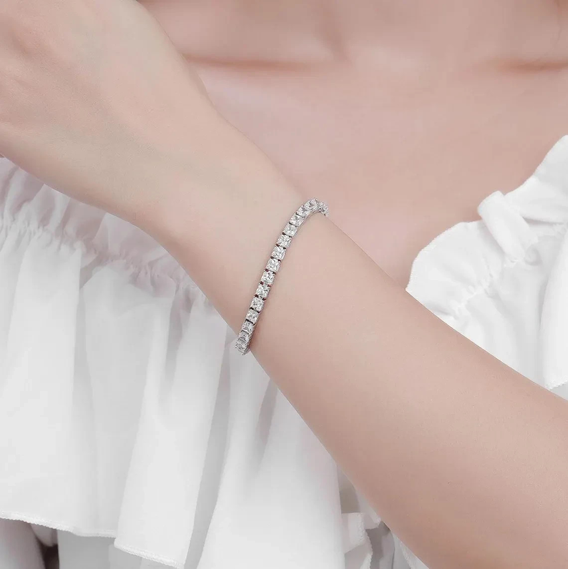 8Ct Princess Cut Certified Lab-Grown/CVD Diamond Charm Tennis Bracelet 14k Gold