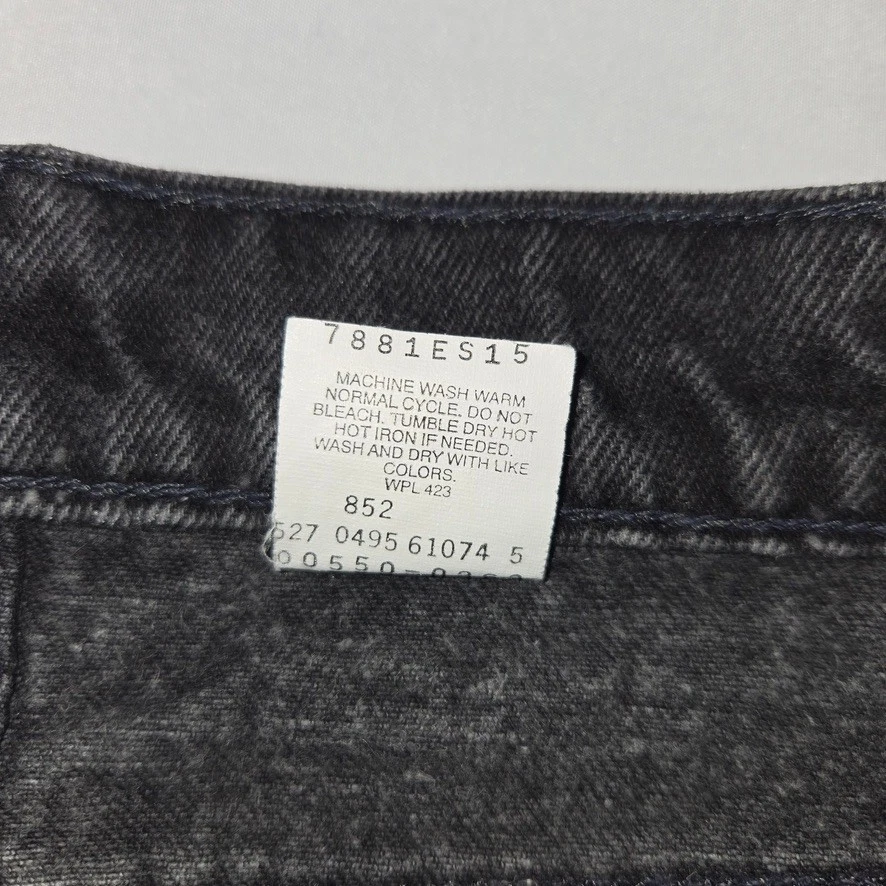 Levi's Red Tab 550 Black Denim Jeans Men’s 33x30 (Actual 31x29) 90’s USA Vintage - Image 4 of 4