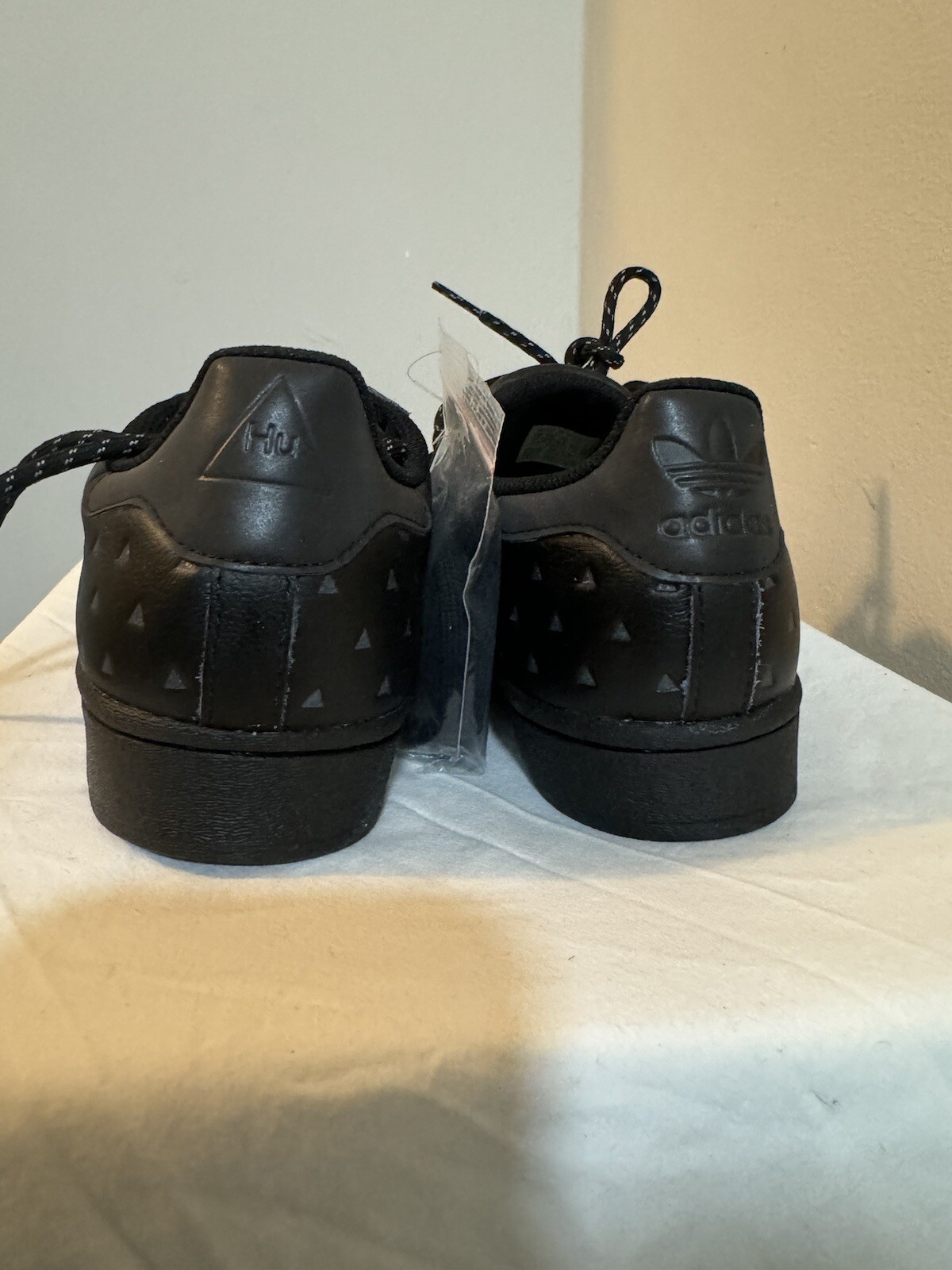 Picture 6 of 12