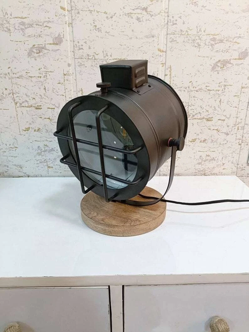 Table on sale focus light