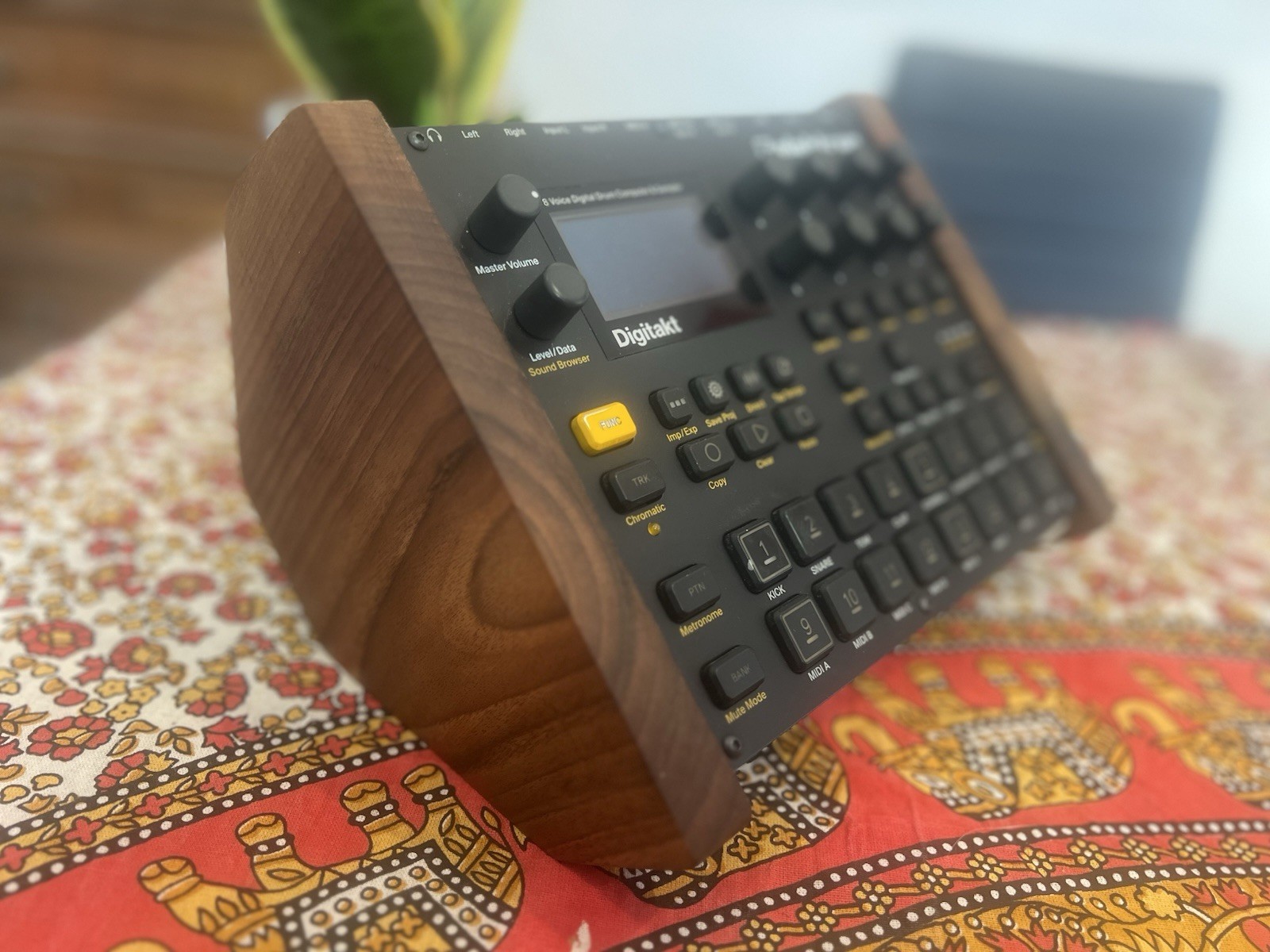 DIGITAKT Mk1 & mk2  Elektron wood side panels ( Walnut)