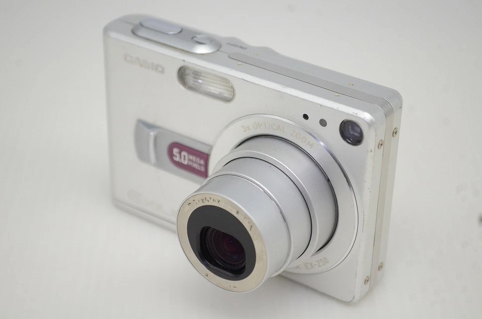 [Excellent+5] CASIO EXILIM EX-Z50 5.0MP Compact Digital Camera Silver #251024a - Image 2 of 4