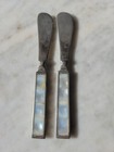 VTG Mother Of Pearl Tile Flat Handle Butter Cheese Knives 2 Victorian Era ? — photo 2