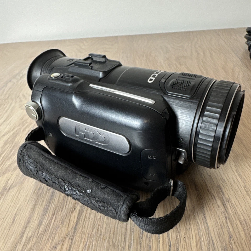 JVC GZ-HD7UAG 3CCD Hard Disk Drive HD Camcorder Parts Untested - Image 4 of 4