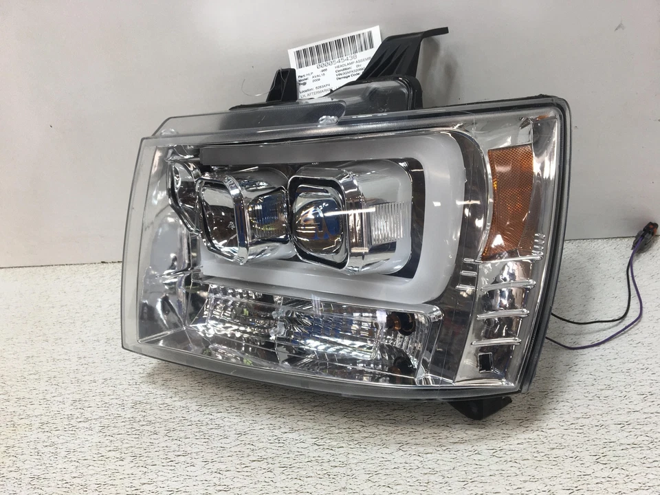 09 Conjunto de faros delanteros izquierdo Chevy Avalanche 1500 recambio Foto 2 de 4