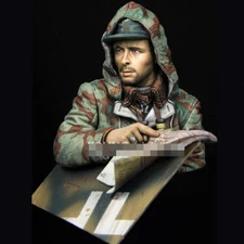 1/10 resin bust figure model soldier unpainted unassembled