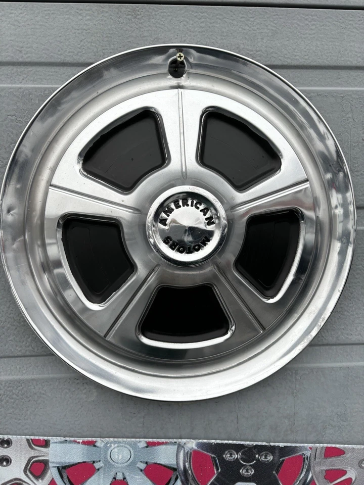 AMC AMX Javelin1 1968 tapacubos original de acero inoxidable 14” hermoso arte retro raro Foto 2 de 4