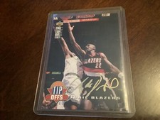 1994-95 Collector’s Choice International French Gold Signature Clyde Drexler HOF