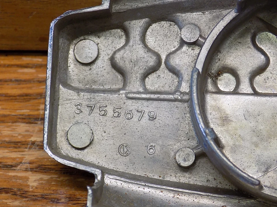 1958 Chevrolet Biscayne руль гудок кнопка - Изображение 3 из 4