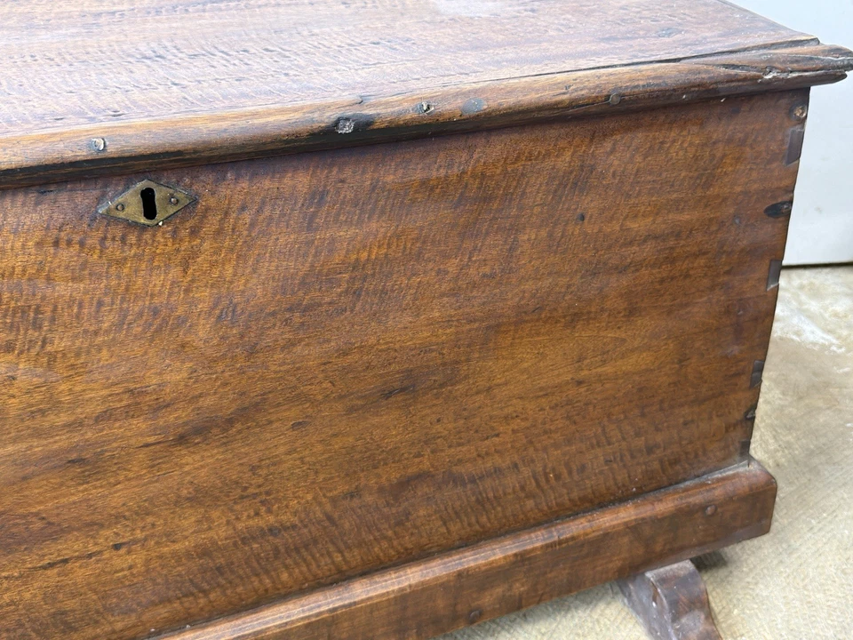 Zapato antiguo pie figura nogal manta cofre siglo XVIII primitivo 1730 Foto 3 de 4