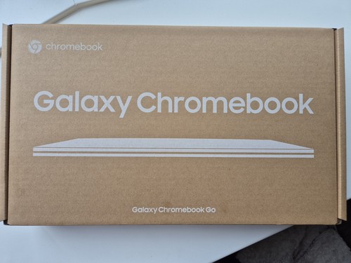 Samsung Galaxy Chromebook Go Laptop, 11.6 Celeron Processor 4GB RAM 64GB Silver - Afbeelding 3 van 10