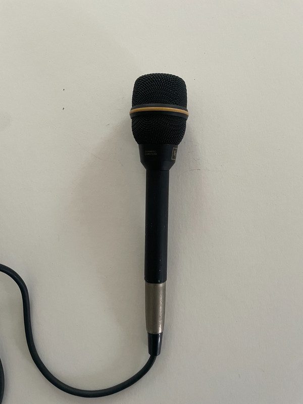 EV N/D 257B  Microphone With Cord