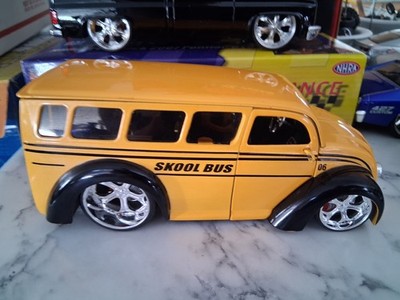 Jada 1.24scale Diecast Div Cruiser Skool Bus Custom Loose